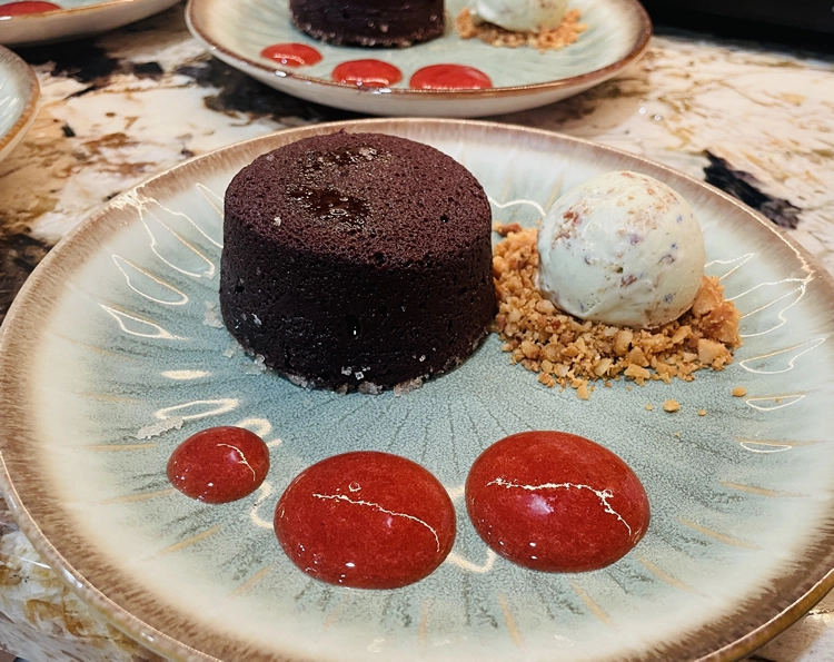 Chocolate lava cake